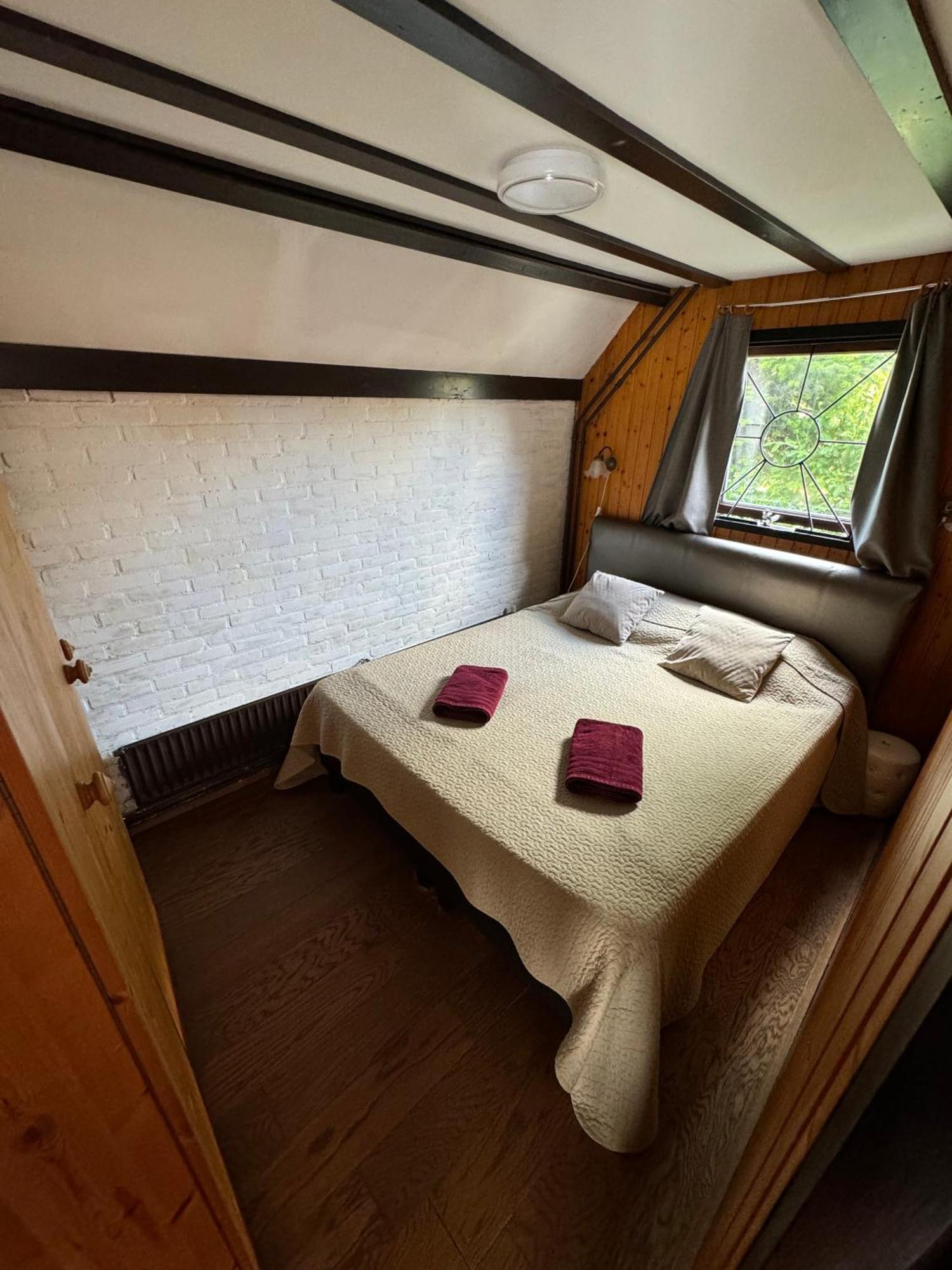 Spacious Nature Escape, House For 6 Near Amsterdam & Sea *